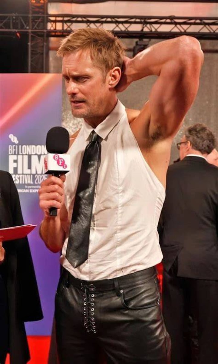 Alexander Skarsgård gay: Is Alexander Skarsgård gay?