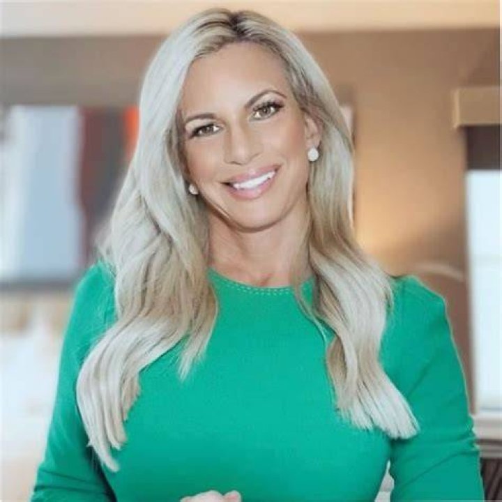 Alison Maloni (Newsmax) Biography, Wiki, Age, Husband, Children, Salary