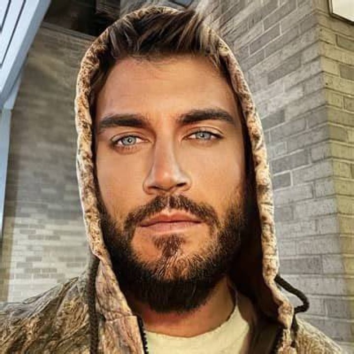 Casey Frey- Net Worth, Bio, Age, Nationality, Height, Career ·