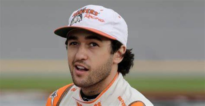 Chase Elliott Net Worth, Age, Wife, Brother Bill Elliott, Height, Wiki Bio