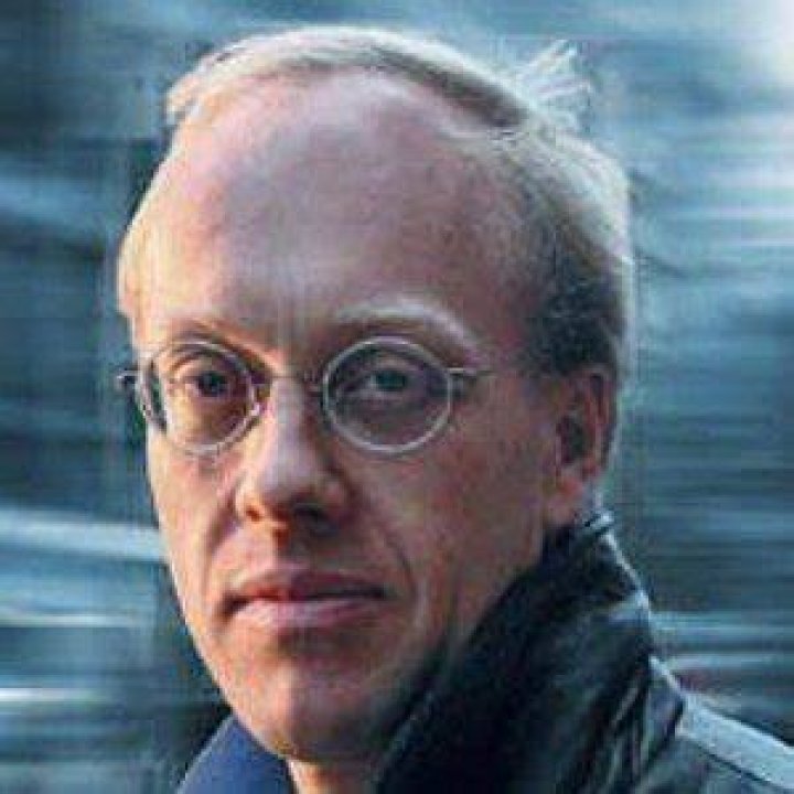Chris Hedges Net Worth, Age, Height, Bio, Birthday, Wiki! ·