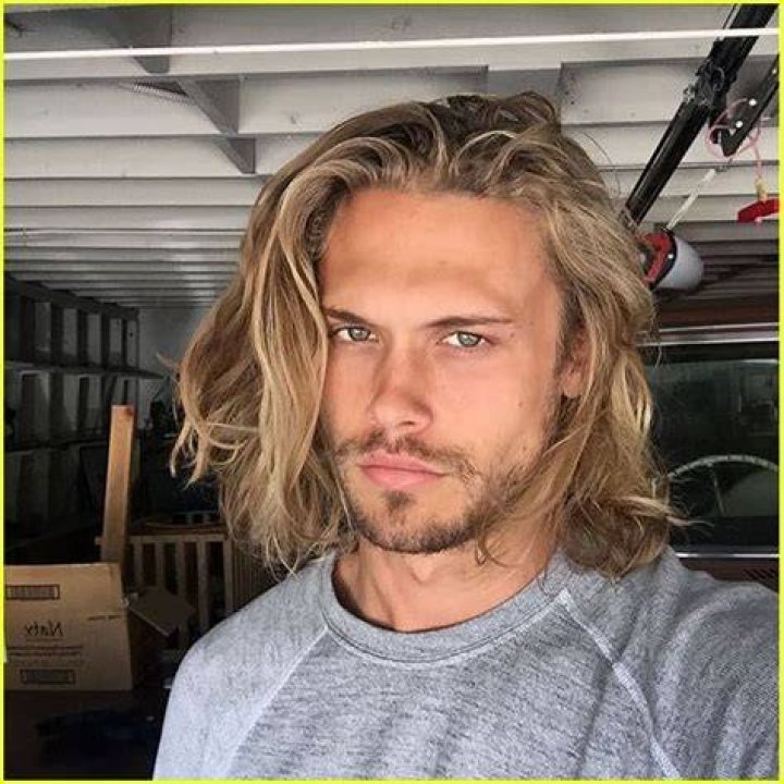 Christopher Mason Hands To Myself, Girlfriend, Kids & Net Worth ·