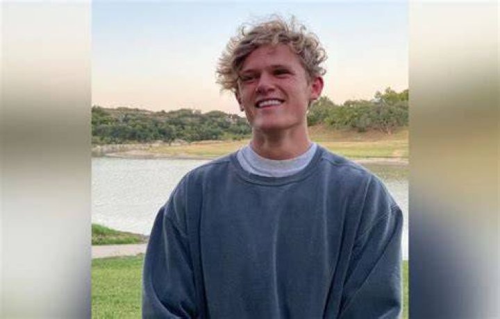 D. J. Trahan Biography, Age, Height, Wife, Net Worth, Family