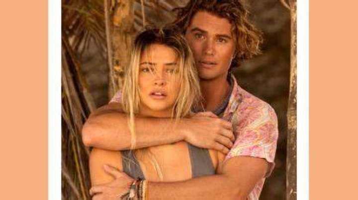 Do Sarah and John B Break up in 'OBX' Season 3? Details
