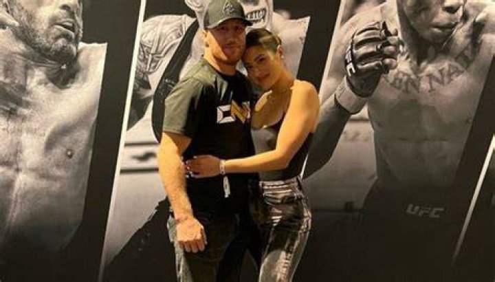 Is He Married To Girlfriend Sophia Romano?