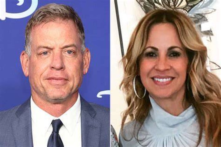 Is Rhonda Worthey still married? Her Wiki, Age, Net Worth, Troy Aikman