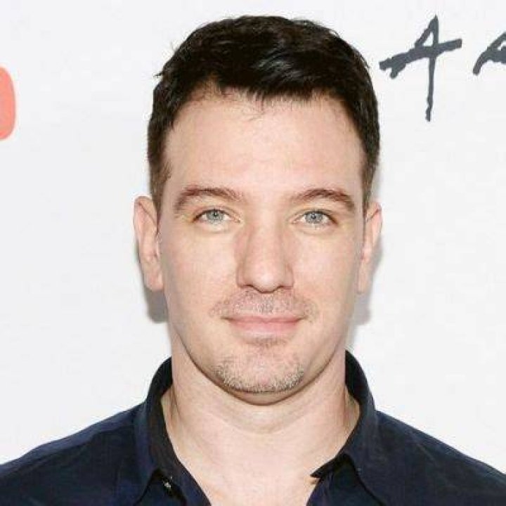 JC Chasez Bio (Wiki) ·