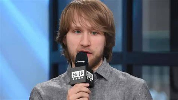 Jesse Ridgway- Age, Wife, Net Worth, Height, Ethnicity ·