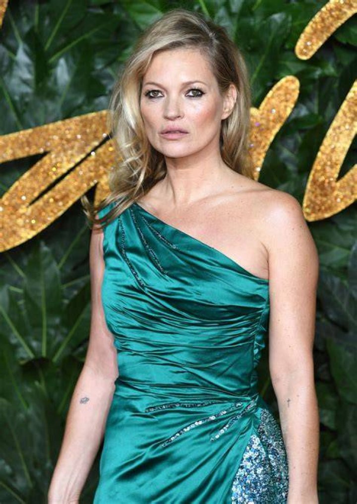 Kate Moss The Fashion Awards 2018 in London &bull; CelebMafia