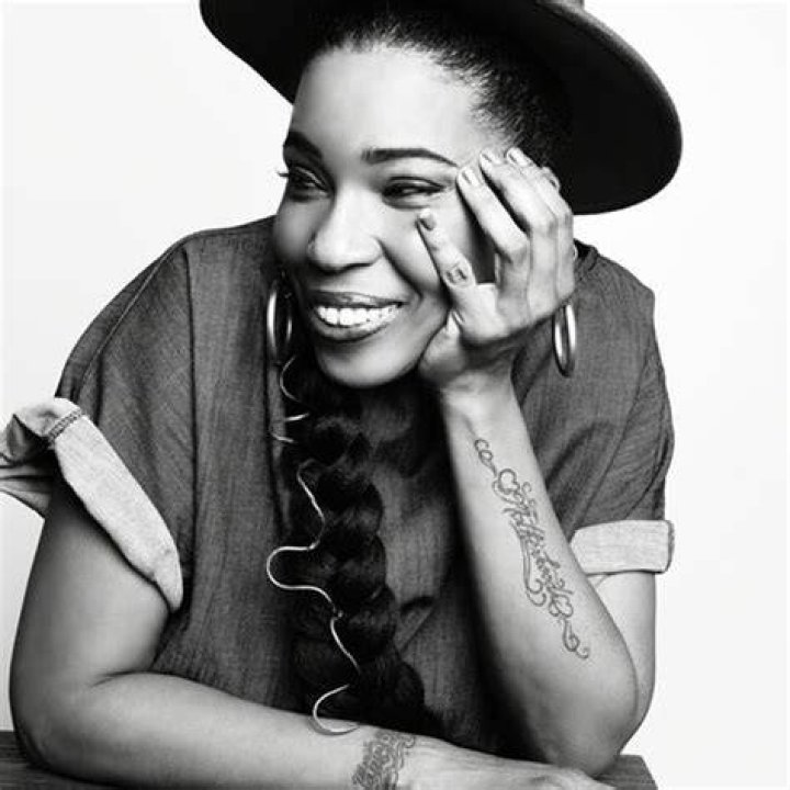 Macy Gray Deer Tattoo Meaning And Design: How Many Does She Have?
