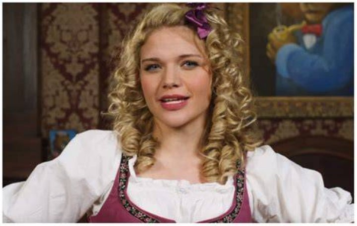 Mallory Everton age, height, bio, wiki, net worth, husband Kemi