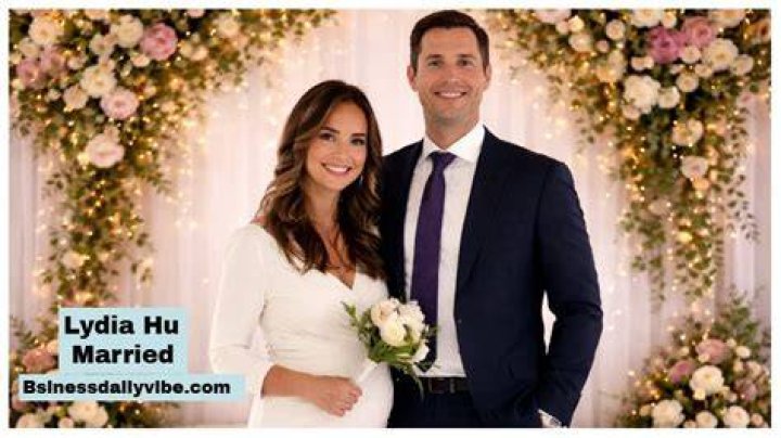 Married, Husband, Daily Beast, Family, Height
