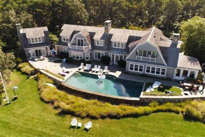 Marthas Vineyard' cost? Bravo's expensive filming locati ·