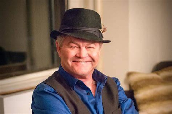Micky Dolenz Biography, Age, Height, Wife, Net Worth, Family