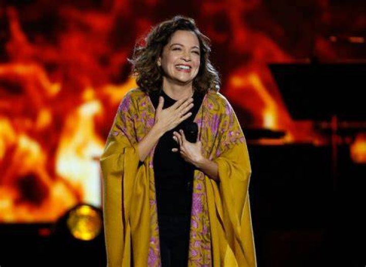Natalia Lafourcade Net Worth, Age, Height ·