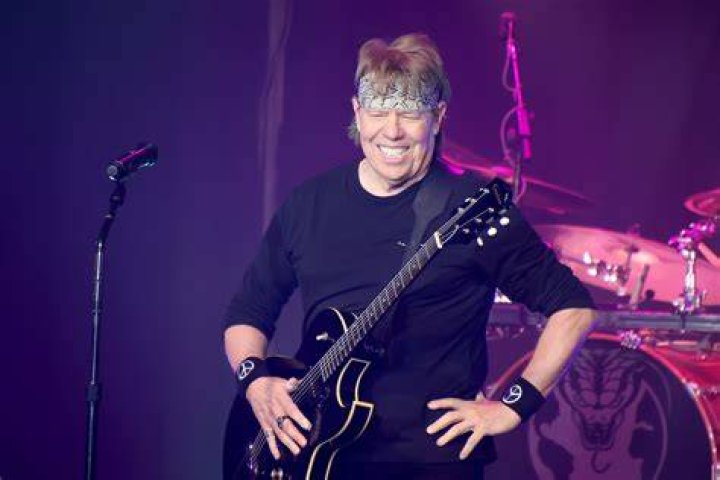 Photos Thorogood at the Plaza
