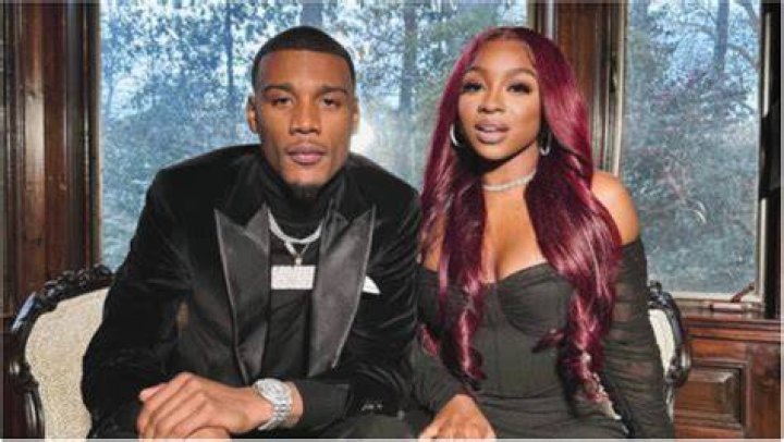 "Reginae Ex Boyfriend" Unveiled For "who18"