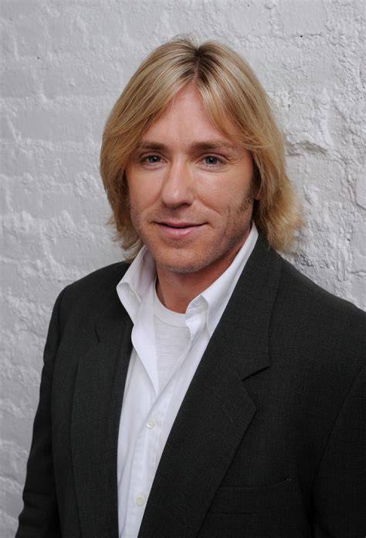 Ron Eldard Bio (Wiki) ·