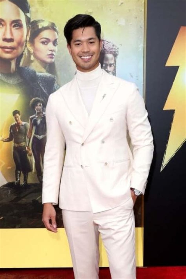Ross Butler Love Life ExGirlfriend, Single, Past Relationships