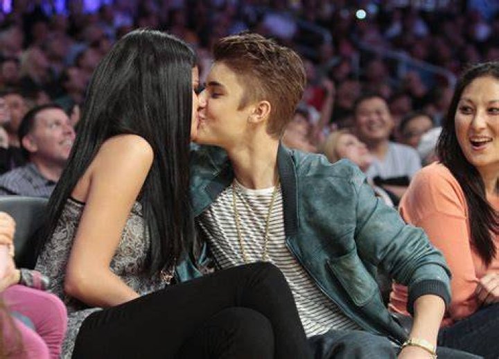 Selena Gomez Admits to Love, Sex with Justin Bieber ·