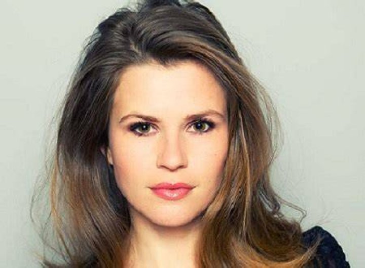 The Canadian actress Caroline Palmer Bio, Husband, Net Worth. ·