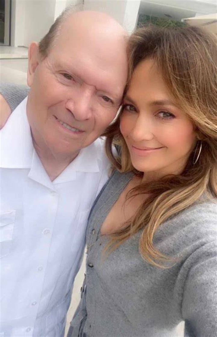 Unveiling The Architect Of Jennifer Lopez's Success: Her Father's Untold Story