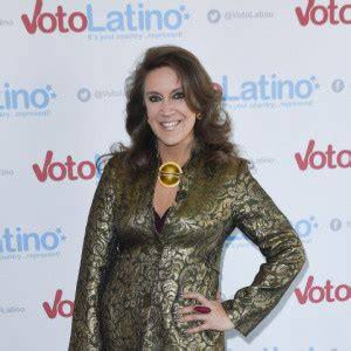 VoxVib | Maria Cardona Biography