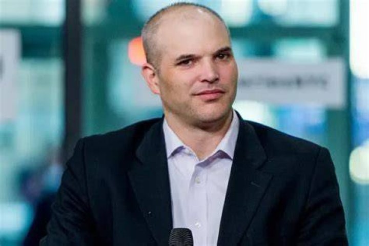 What ethnicity is Matt Taibbi? ·