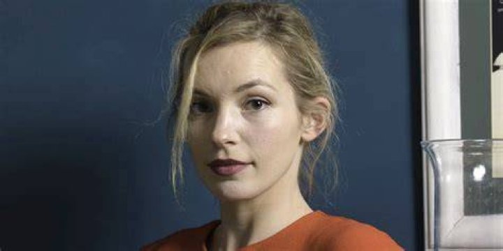 Who is actress Perdita Weeks from "Magnum P.I."? Is she related to Honeysuckle Weeks? Her wiki, net