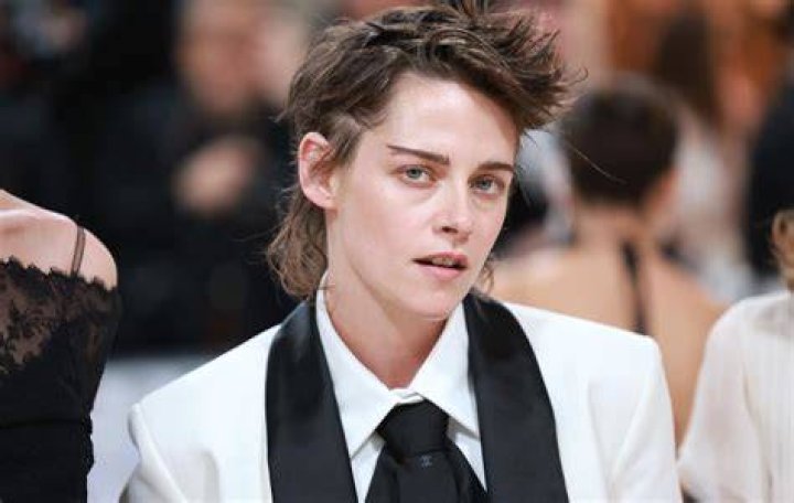 Who is Kristen Stewart's mother, Jules MannStewart? Dicy Trends