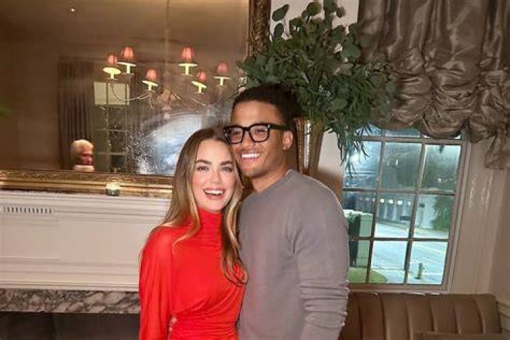 Who is Kyle Robiskie? 'Mindy Project' star Rebecca Rittenhouse gets engaged to long-time partner ·
