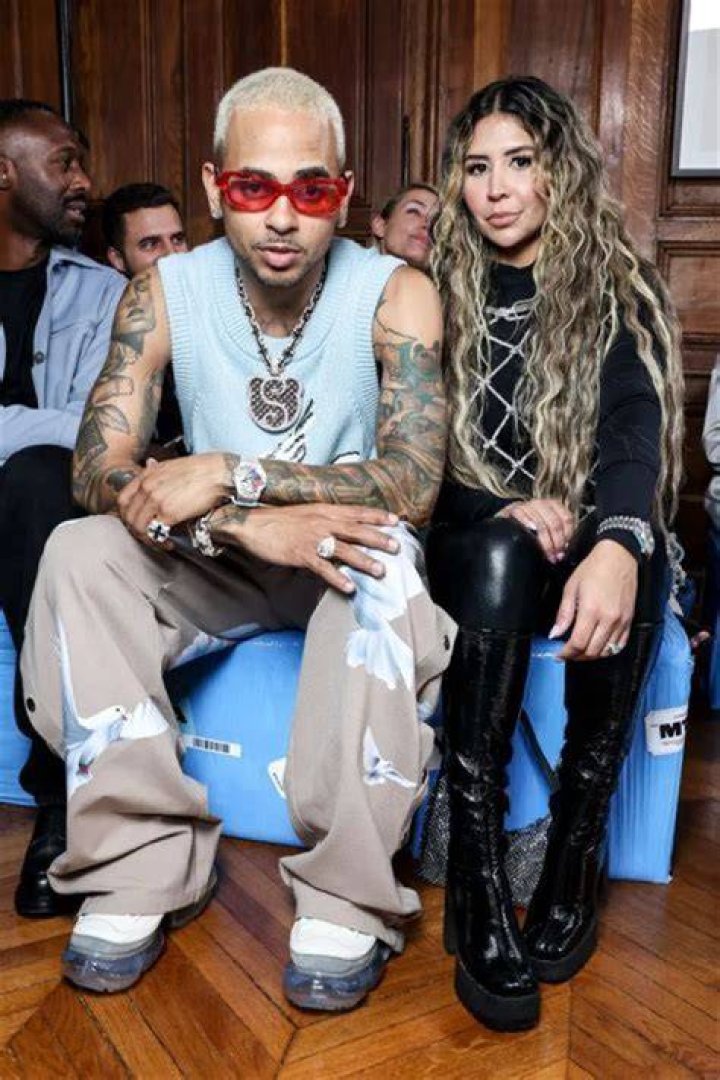 Wife, net worth, tattoos, smoking & body facts ·